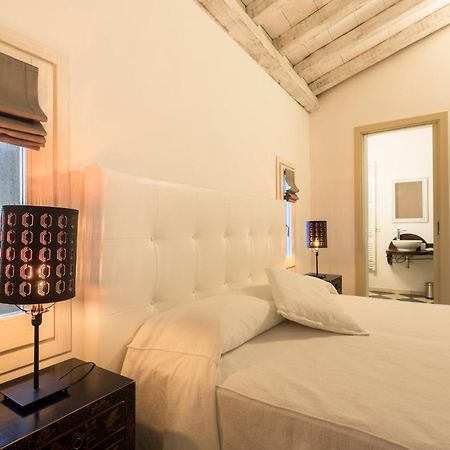 La Petite Maison トレズヌラーゲス エクステリア 写真